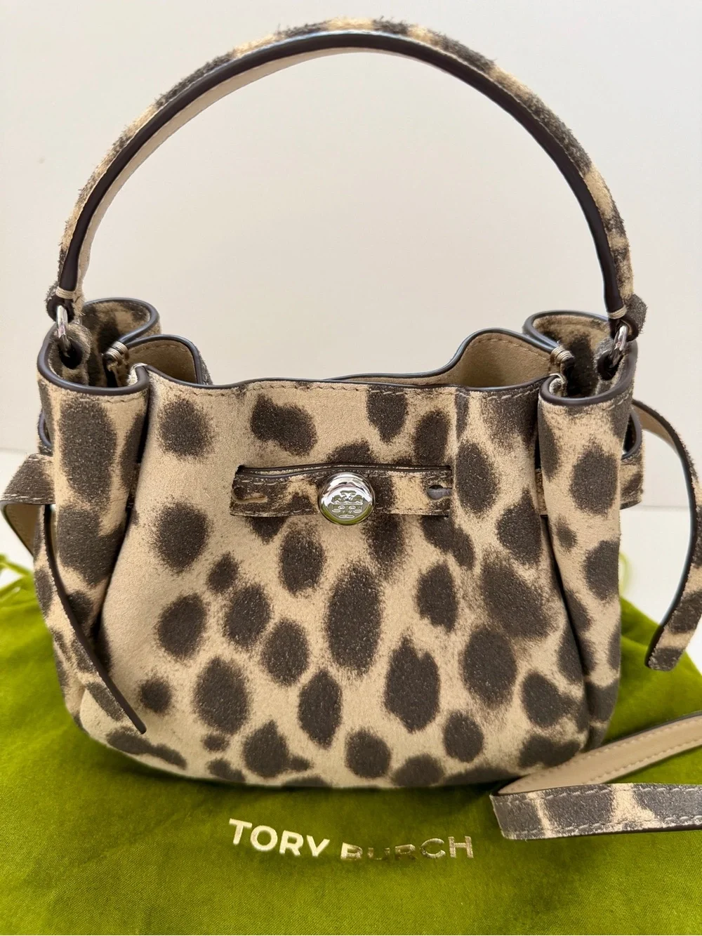NWOT Tory Burch Mini Romy Suede Bucket Bag – Cheetah Leopard Print Crossbody